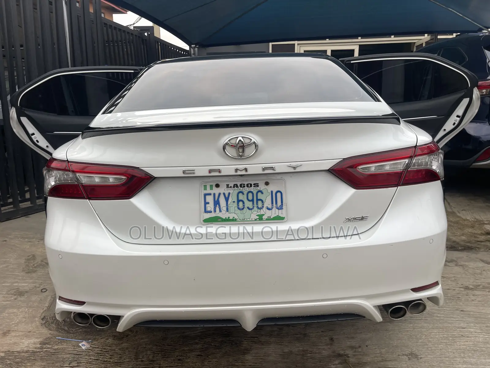 Toyota Camry XSE (2.5L 4cyl 8A) 2019 White
