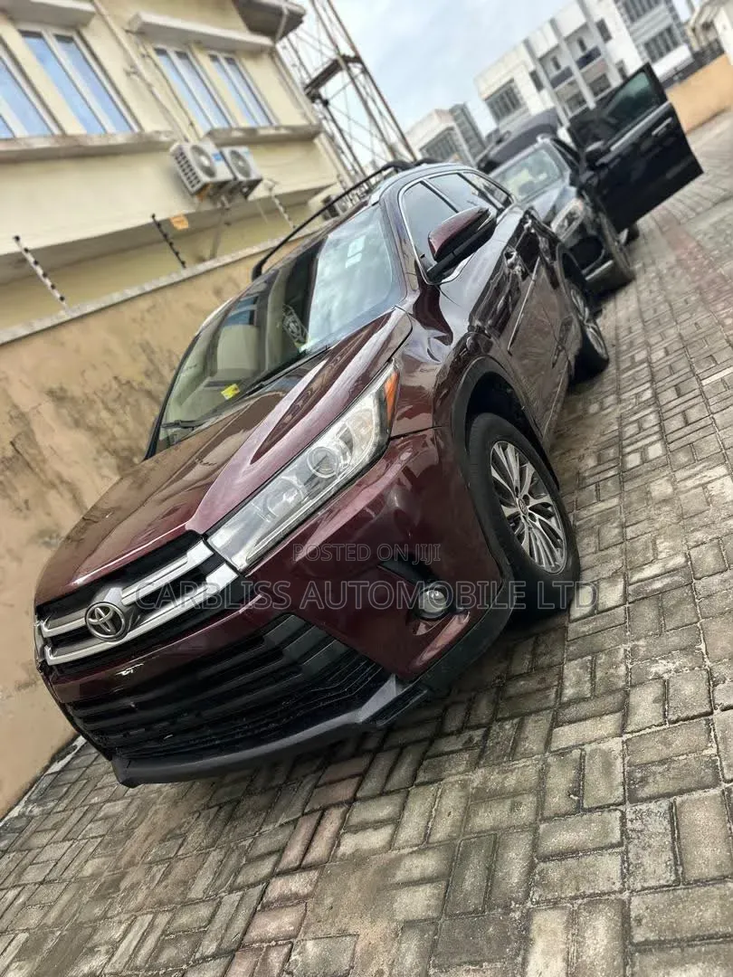 Toyota Highlander 2019 Burgundy