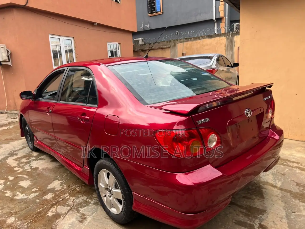 Toyota Corolla 2004 Red