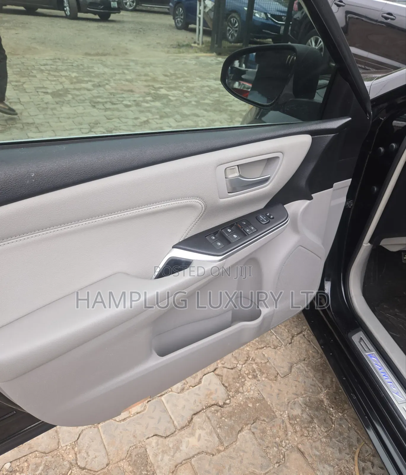 Toyota Camry 2017 Black