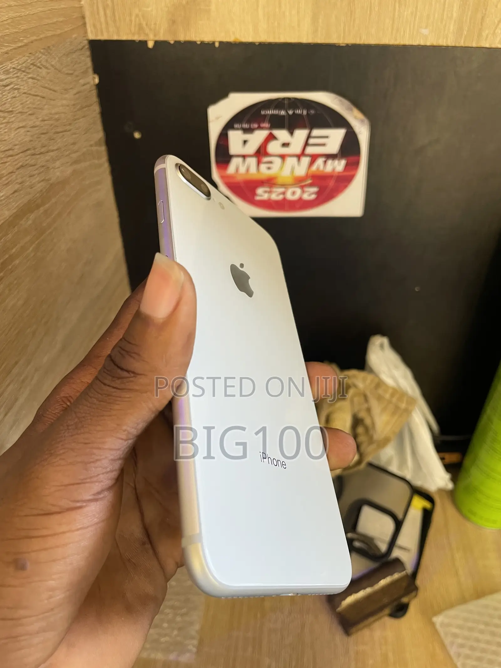 Apple iPhone 8 Plus 64 GB White