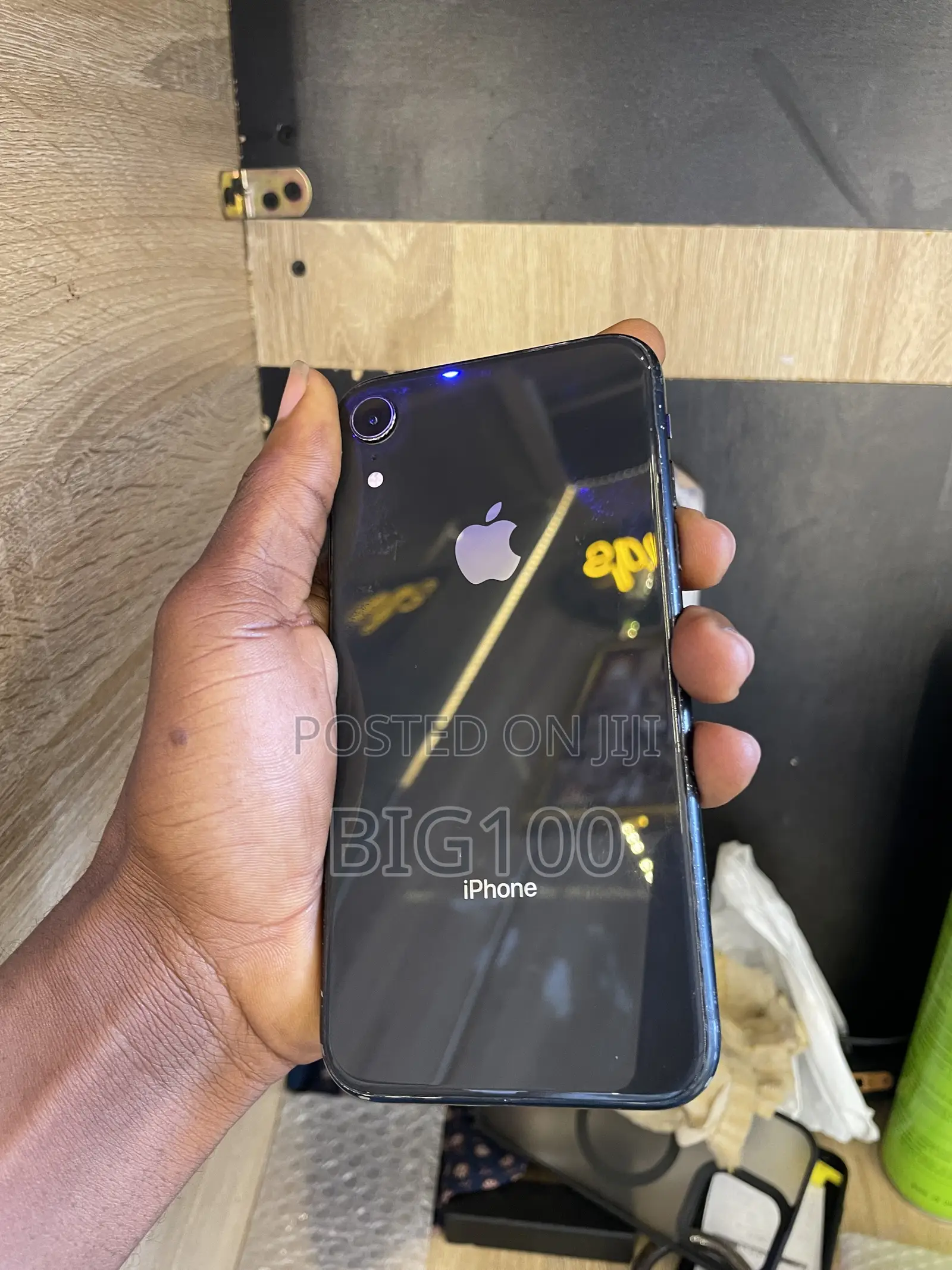 Apple iPhone XR 64 GB Black