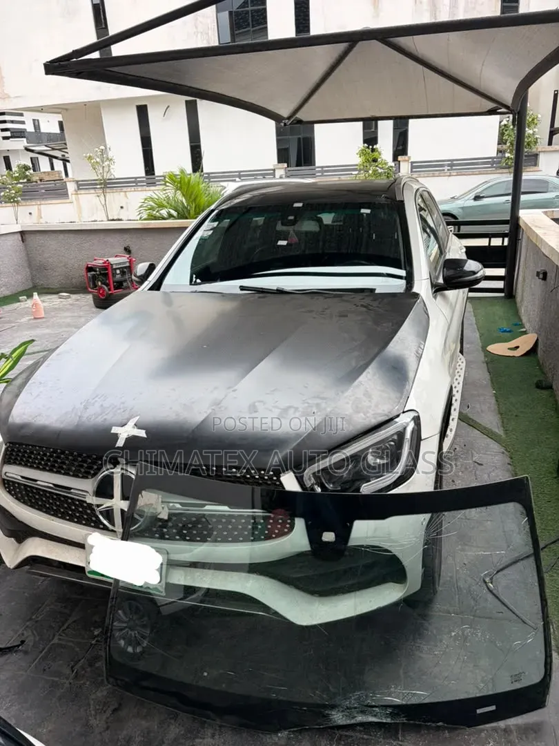 Glc300 2016 2016 Windscreen Glass Available Installed at Chimatex