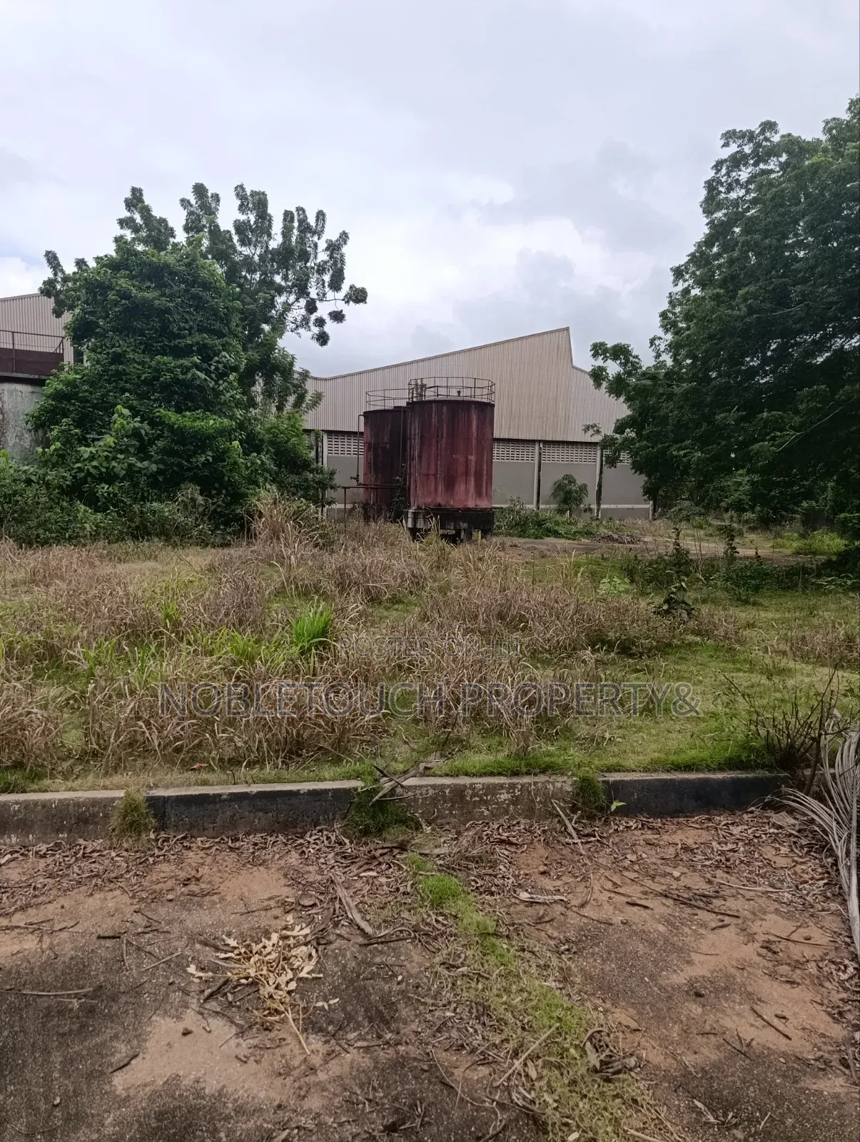 72 Hectares of Land at AGBOWA Along KETU EPE EXPRESSWAY