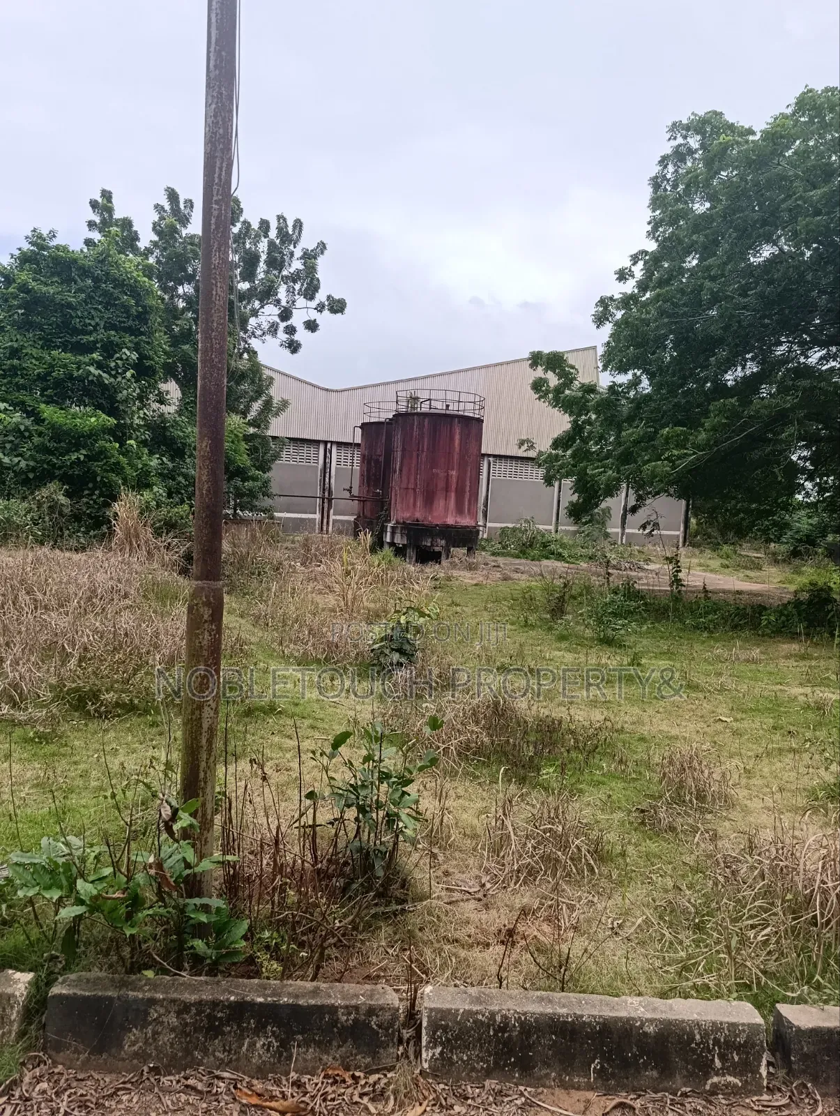 72 Hectares of Land at AGBOWA Along KETU EPE EXPRESSWAY