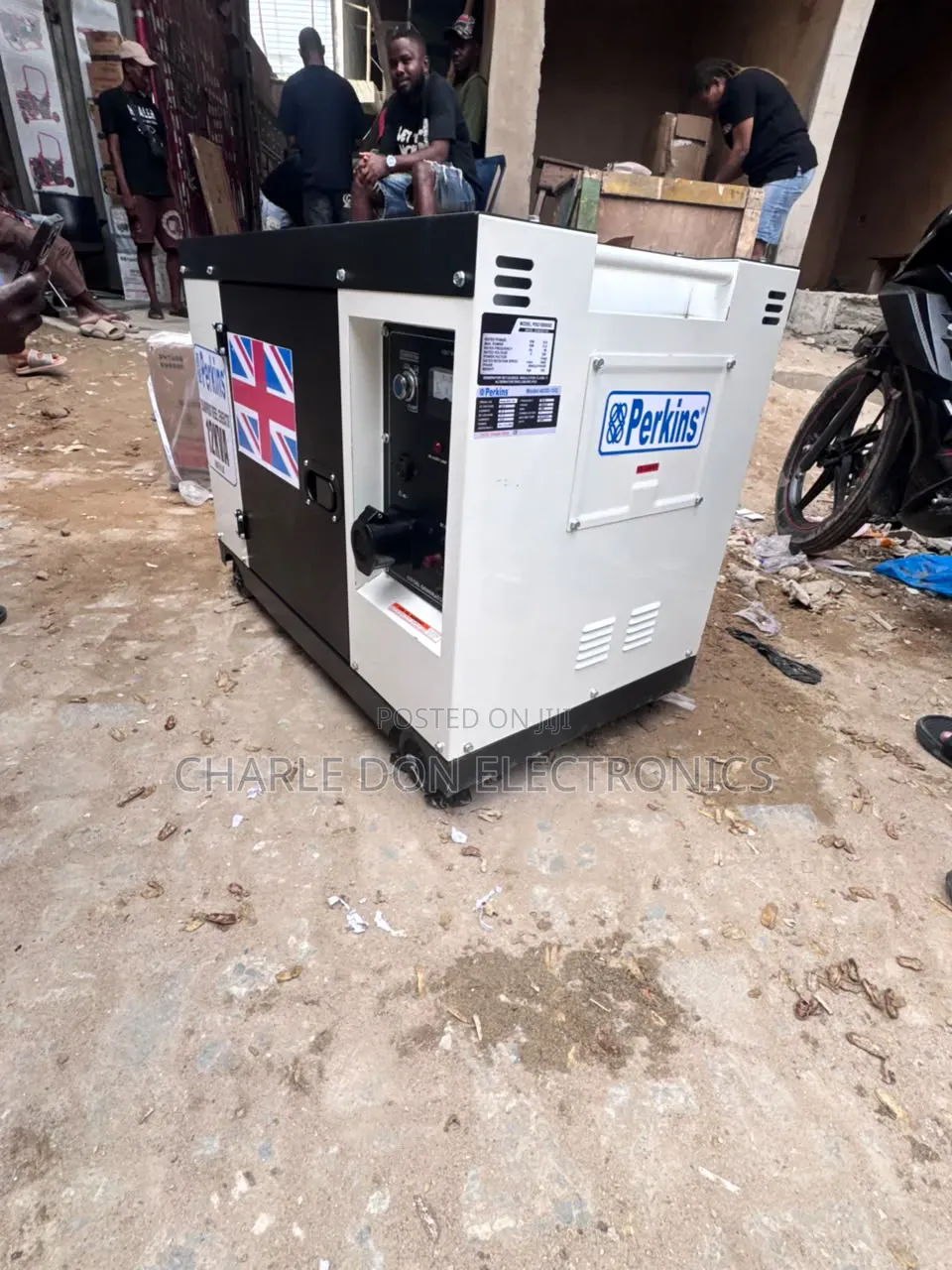 Original Perkins Engine 12kVA Diesel Soundproof Generator