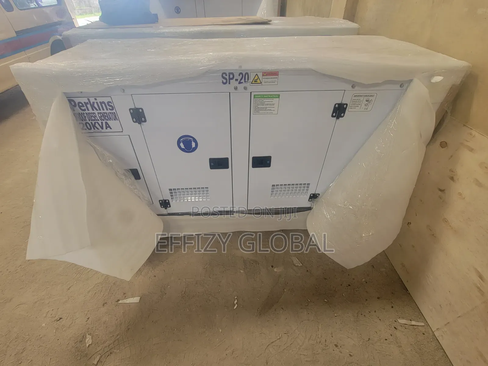 Heavy-Duty Perkins 20kVA SOUNDPROOF DIESEL GENERATOR, 100% COPPER