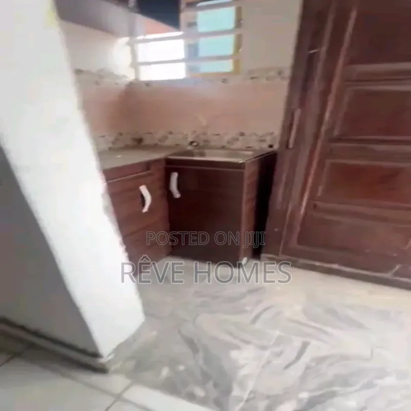 Studio Apartment in Shomolu / Shomolu for rent