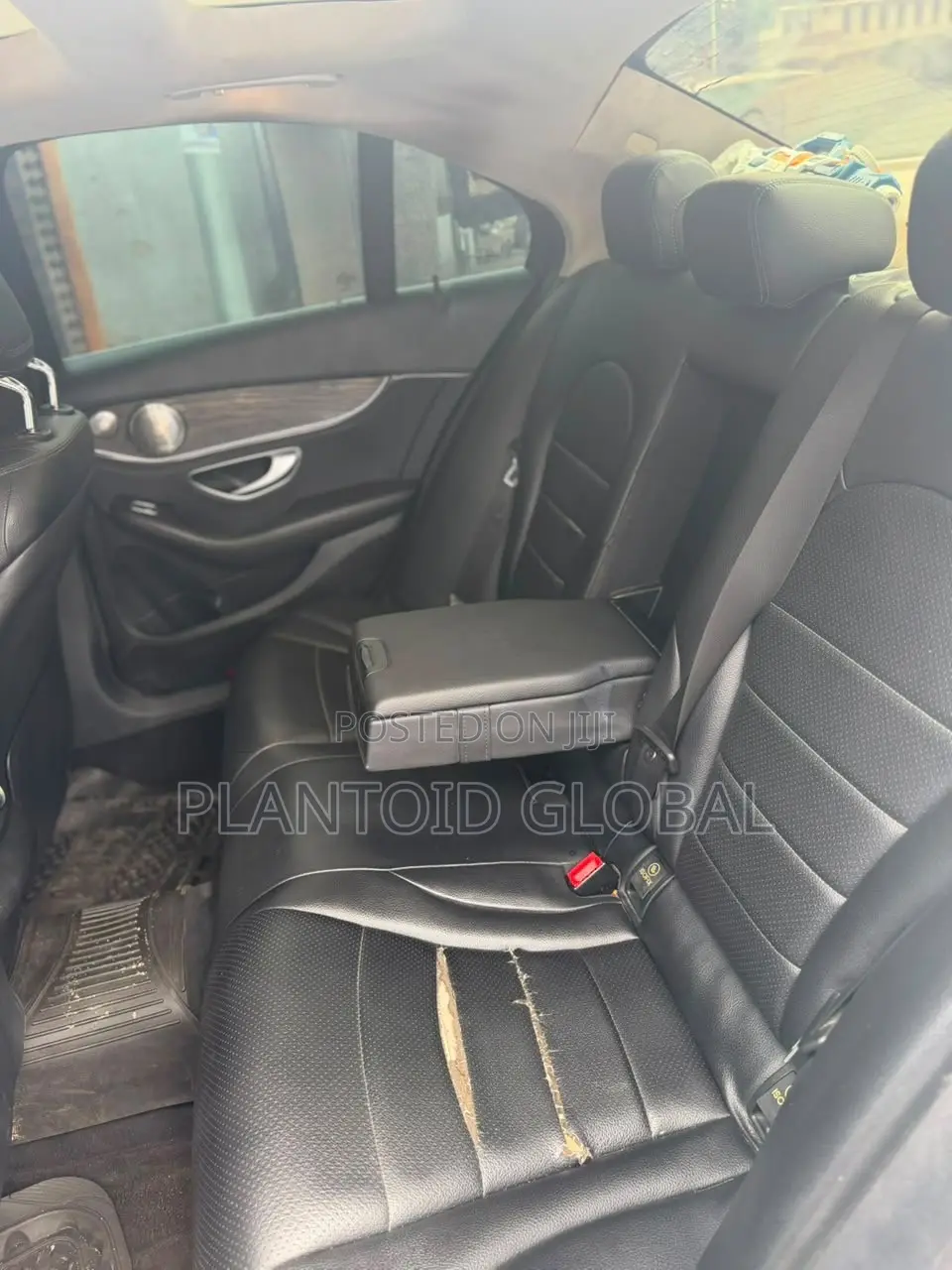 Mercedes-Benz C300 2016 White