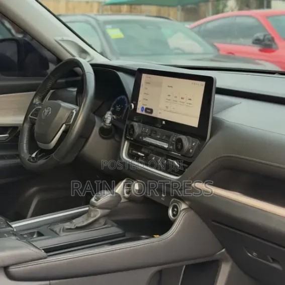 Toyota Highlander 2024 Black