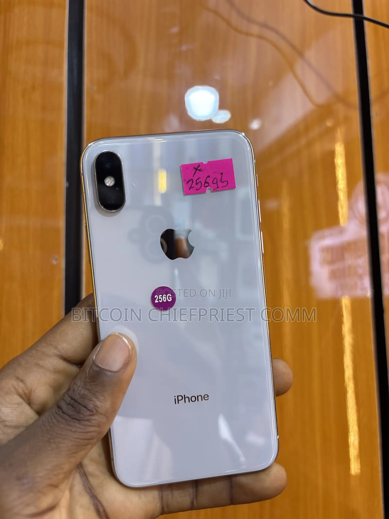 Apple iPhone X 256 GB White