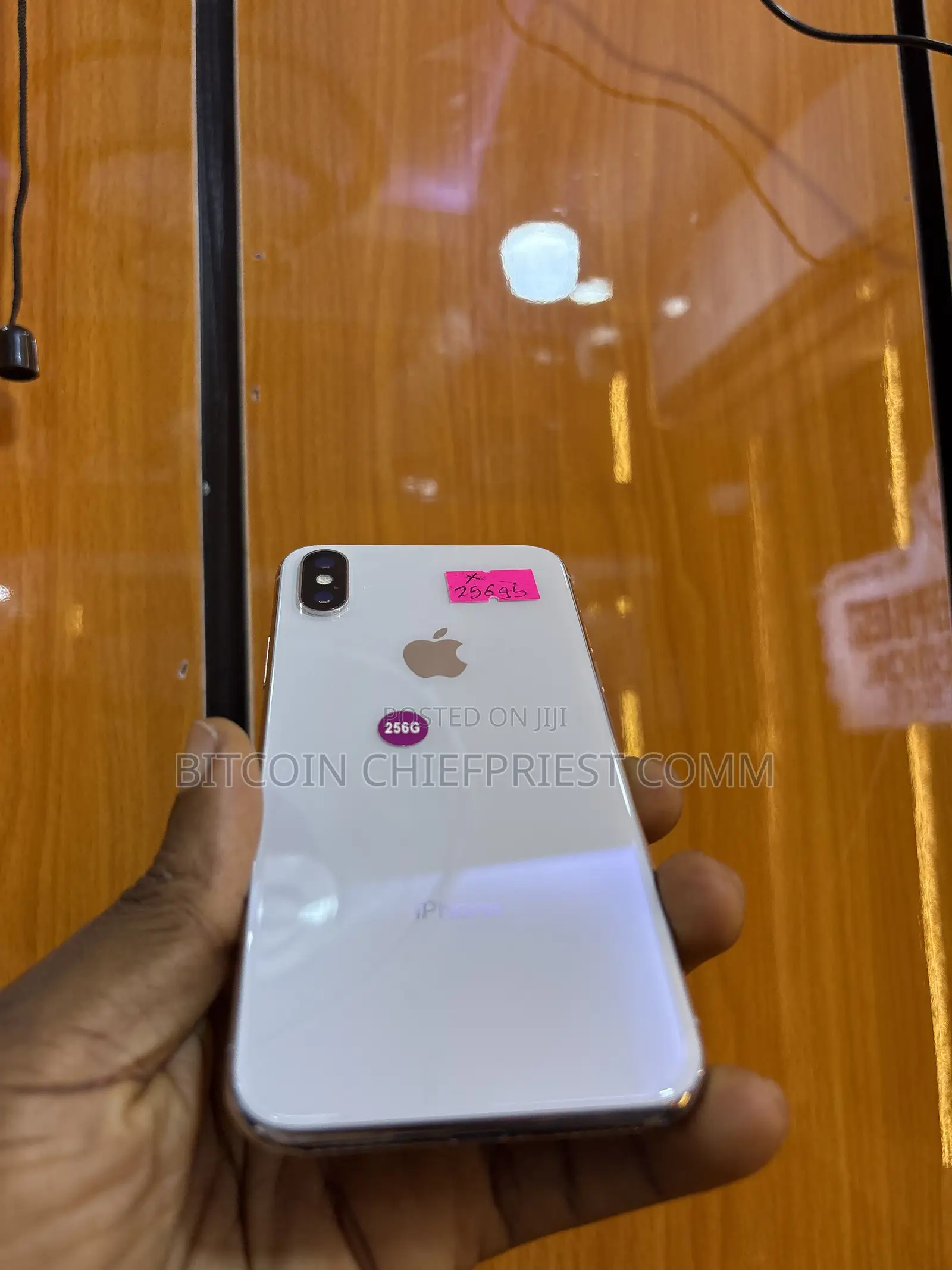 Apple iPhone X 256 GB White
