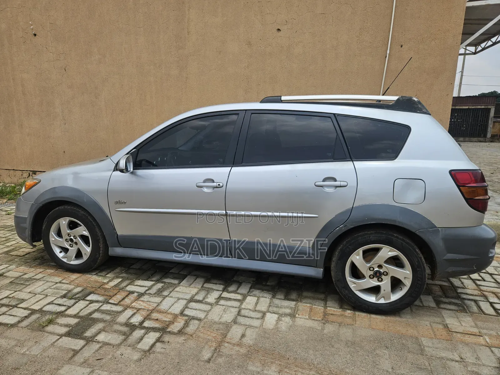 Pontiac Vibe 2007 Silver