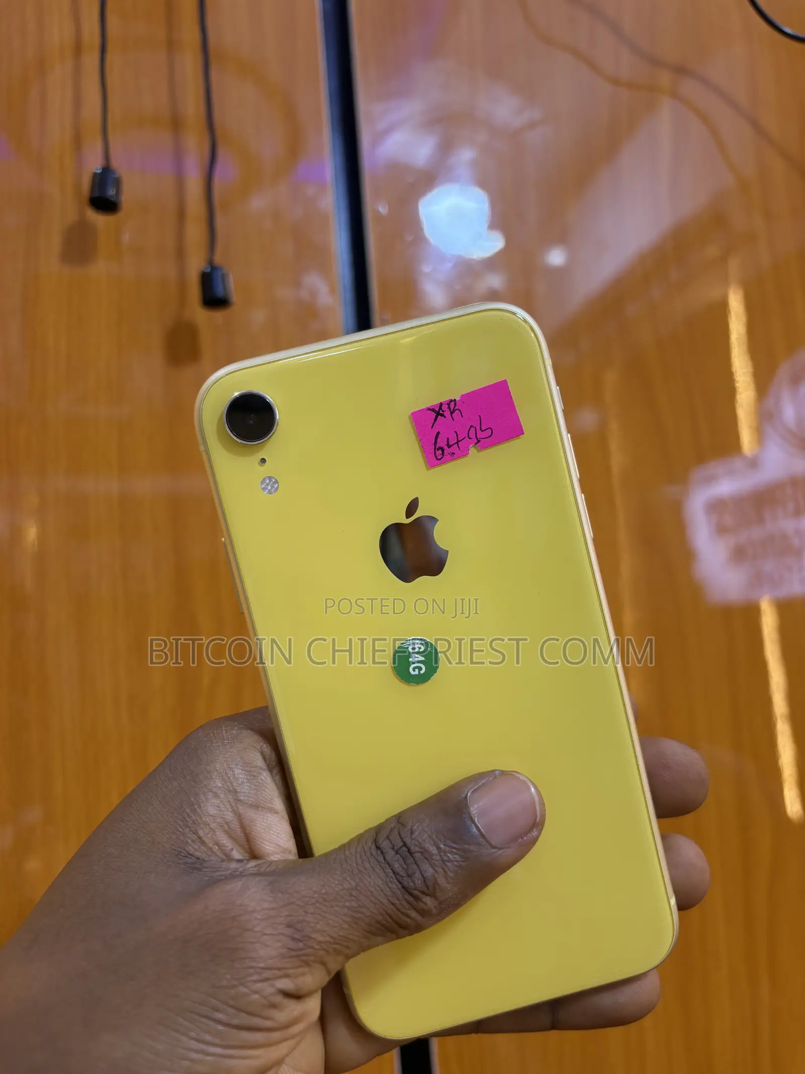 Apple iPhone XR 64 GB Yellow