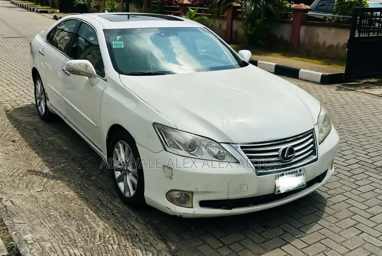 Lexus ES 350 2011 White