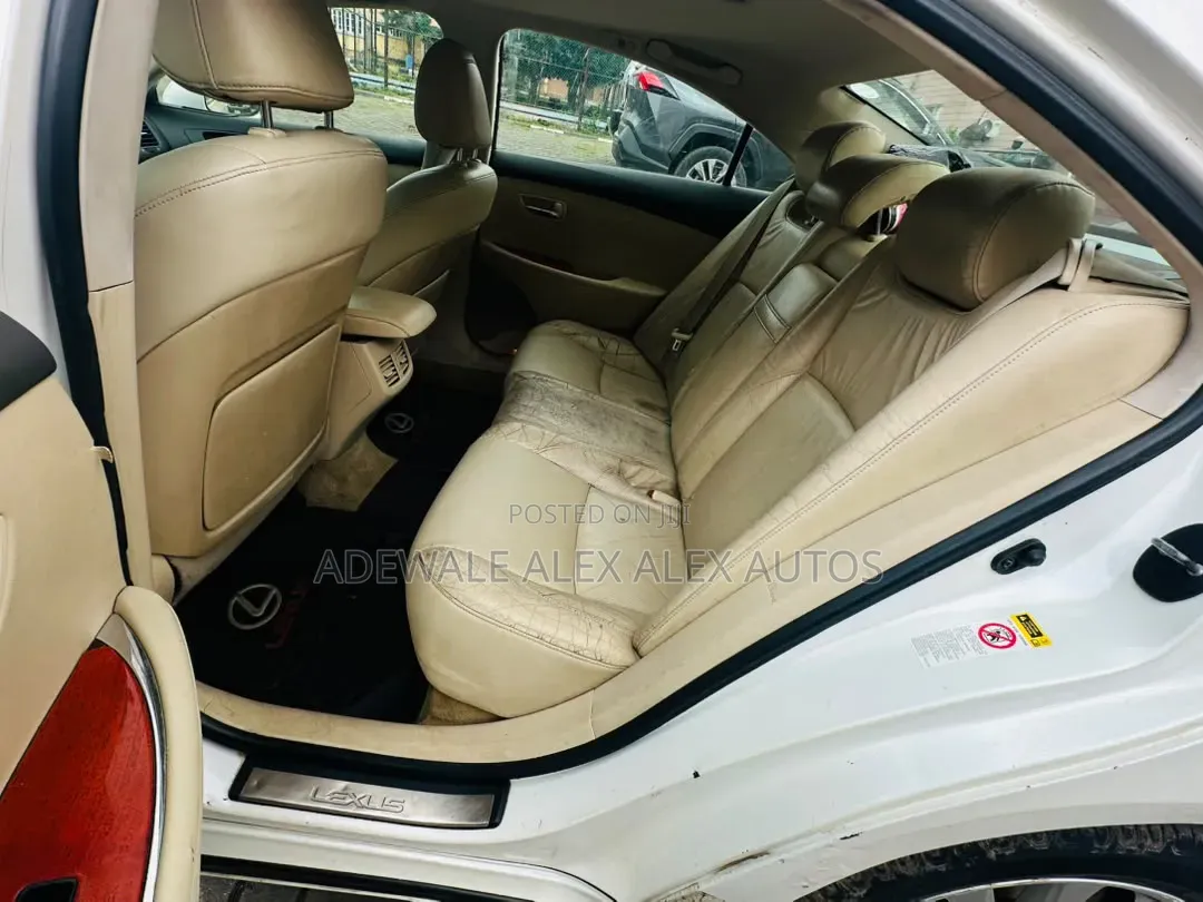 Lexus ES 350 2011 White