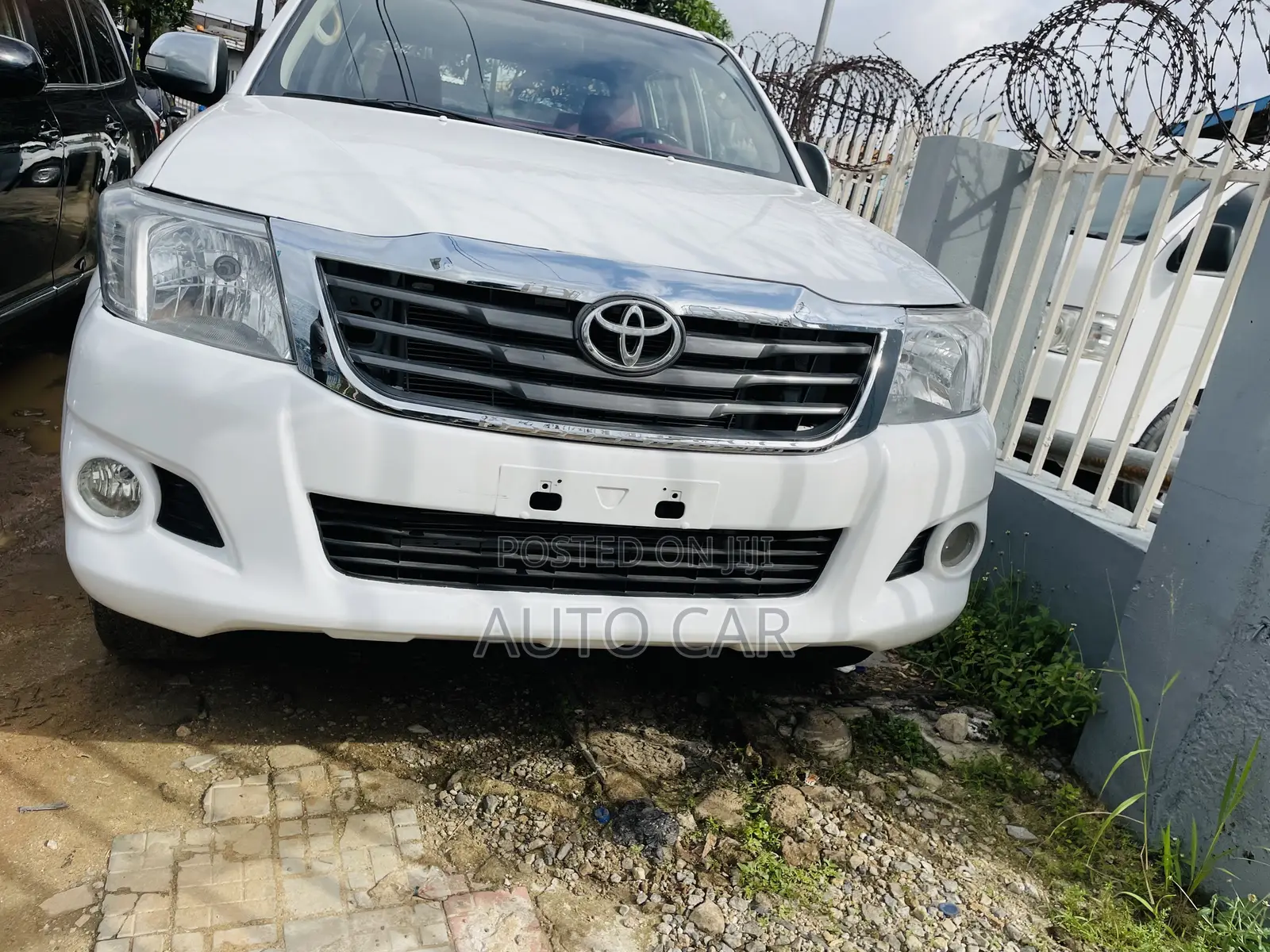 Toyota Hilux 2015 White