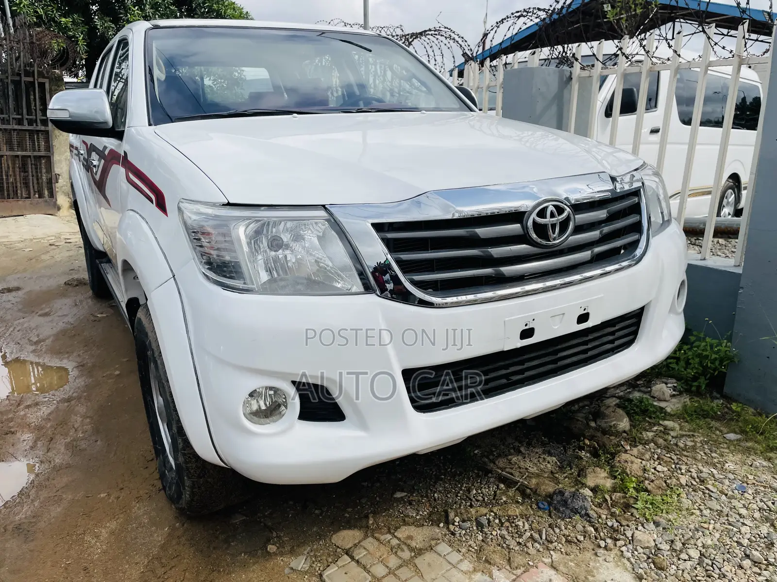Toyota Hilux 2015 White