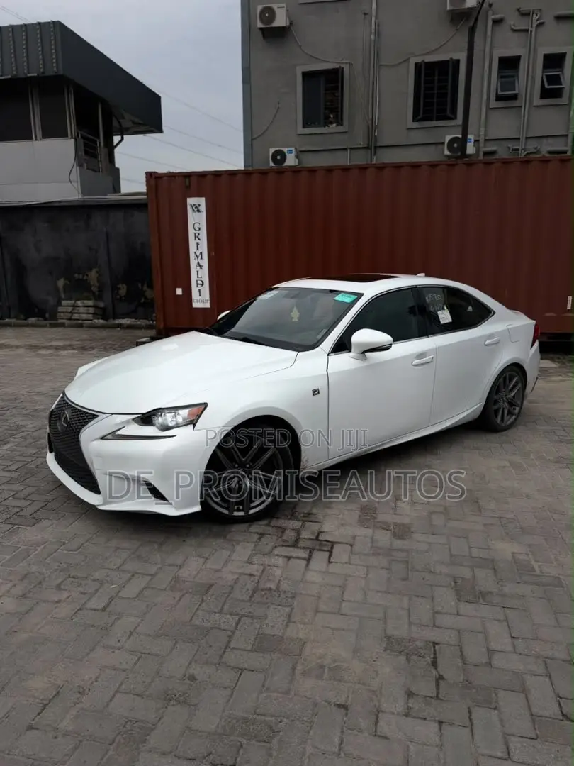 Lexus IS 350 AWD 2014 White