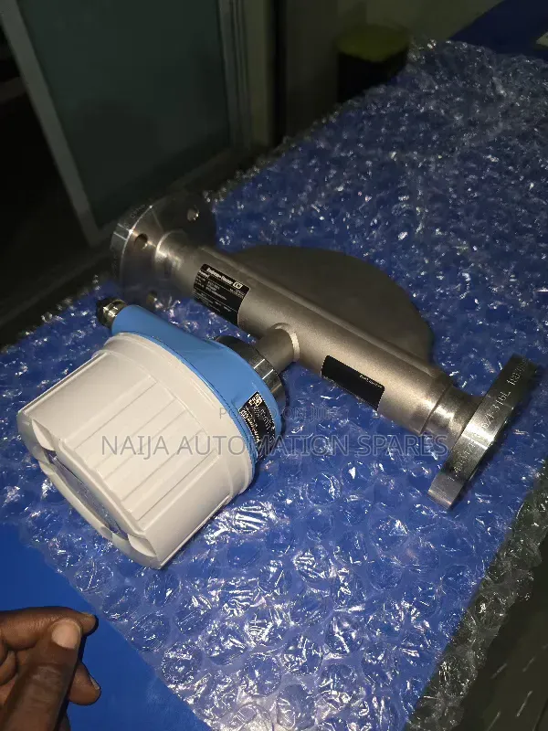 8e1c25-Aadbbaasad2sha1 | ENDRESS | Proline Promass 100 Flowmeter