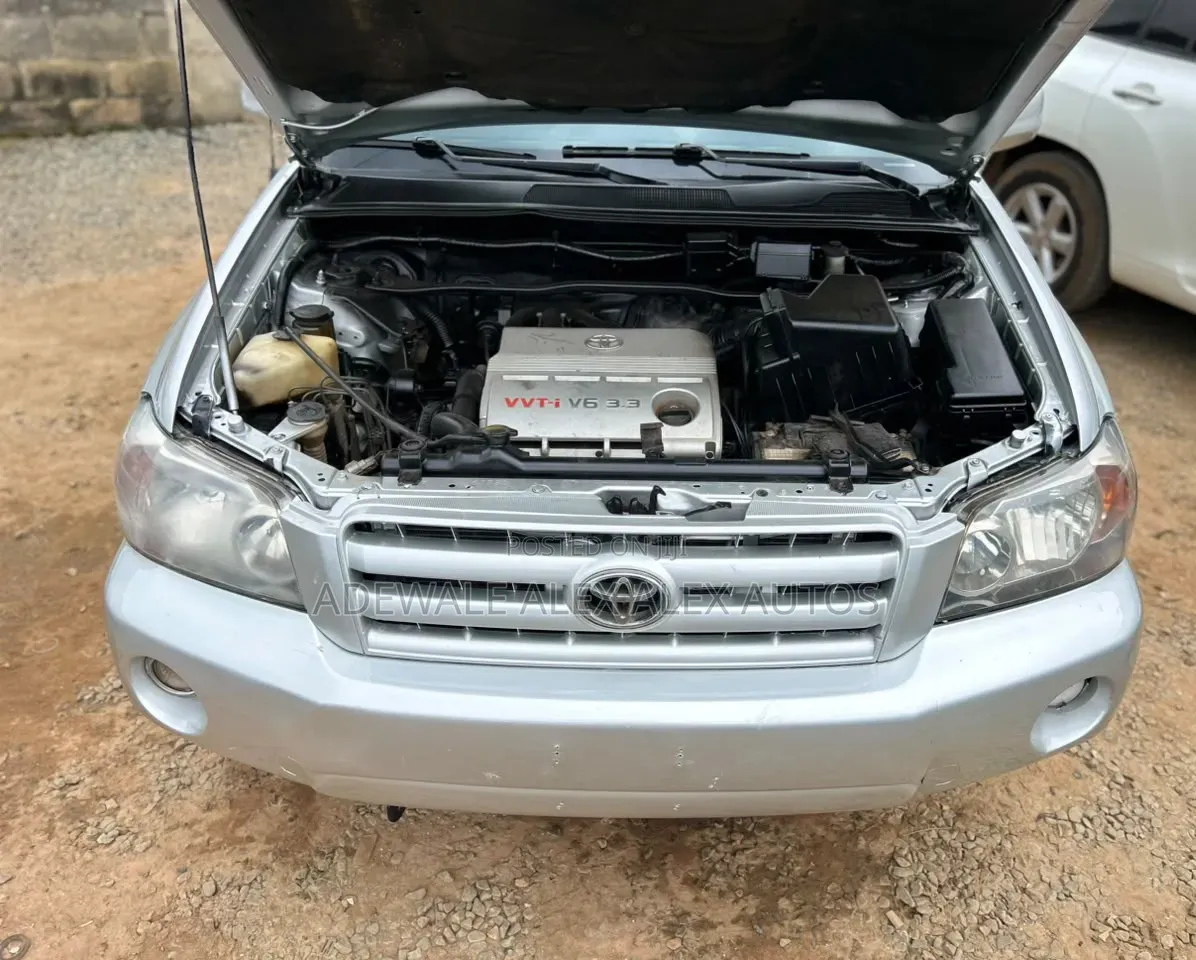 Toyota Corolla 2005 Silver