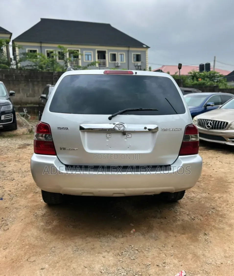 Toyota Corolla 2005 Silver