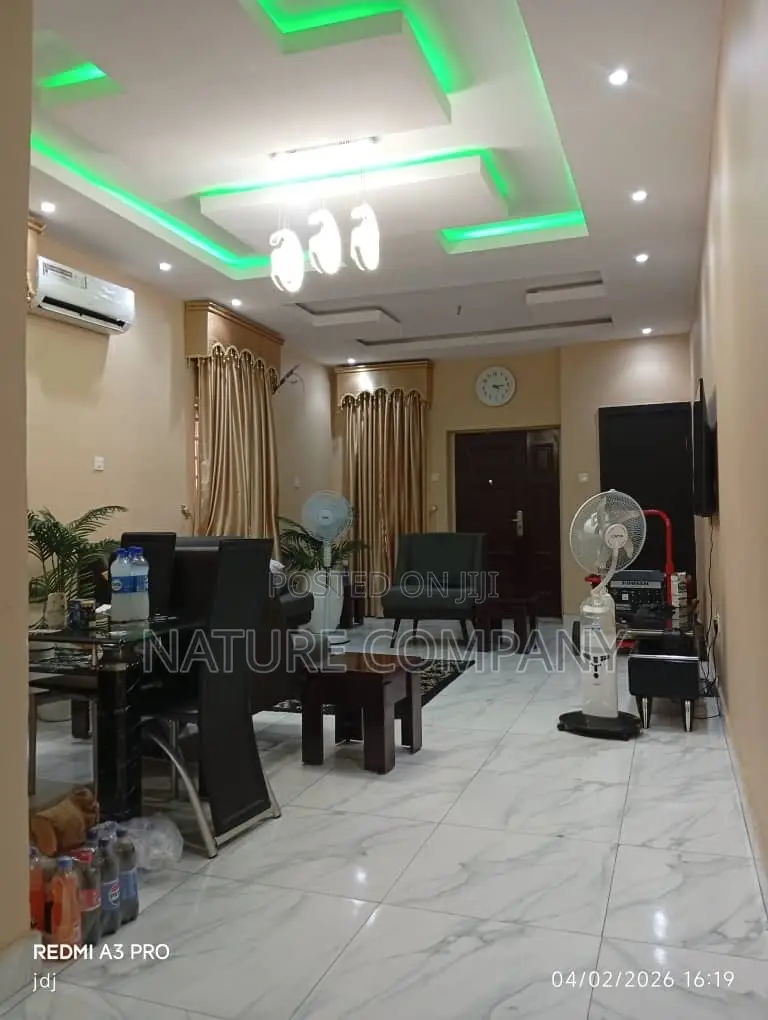 4bdrm Duplex in Magodo Isheri for sale
