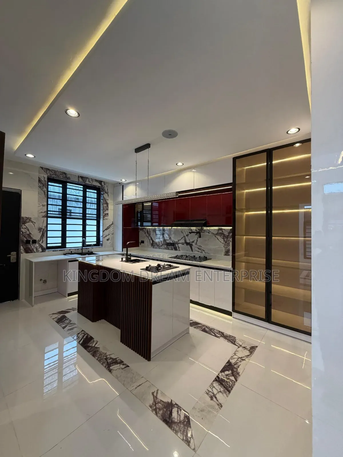 5bdrm Duplex in Chevron Drive Lekki for sale