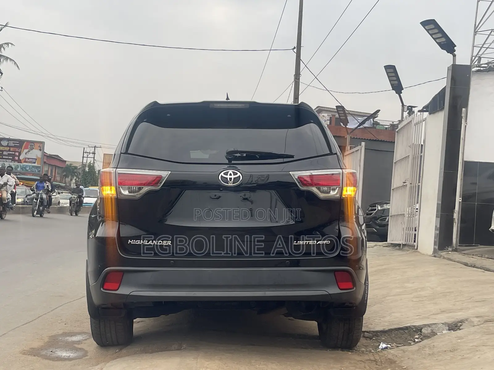 Toyota Highlander Limited 4dr SUV AWD (3.5L 6cyl 6A) 2015 Black