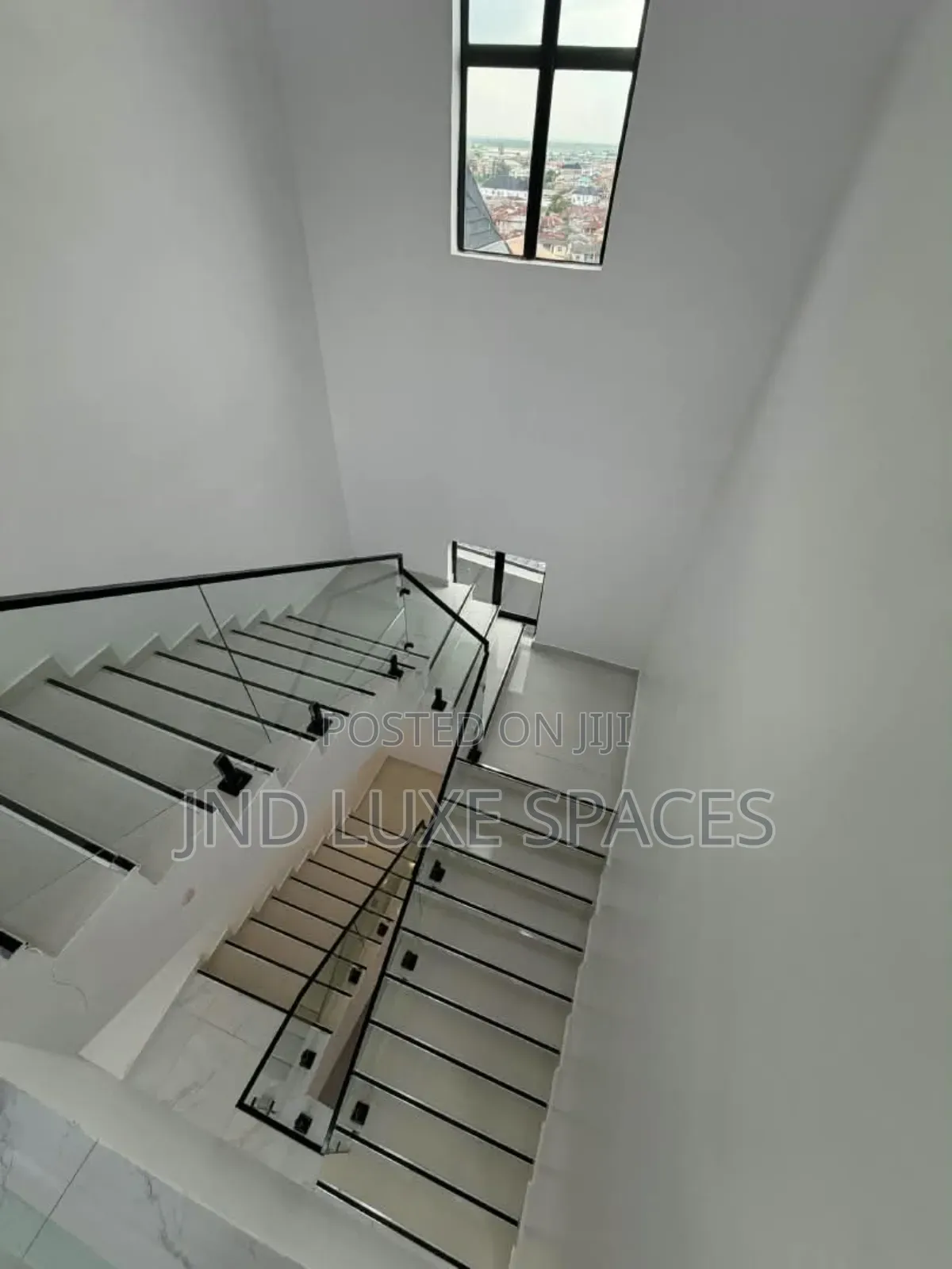 5bdrm Duplex in Magodo Isheri for sale