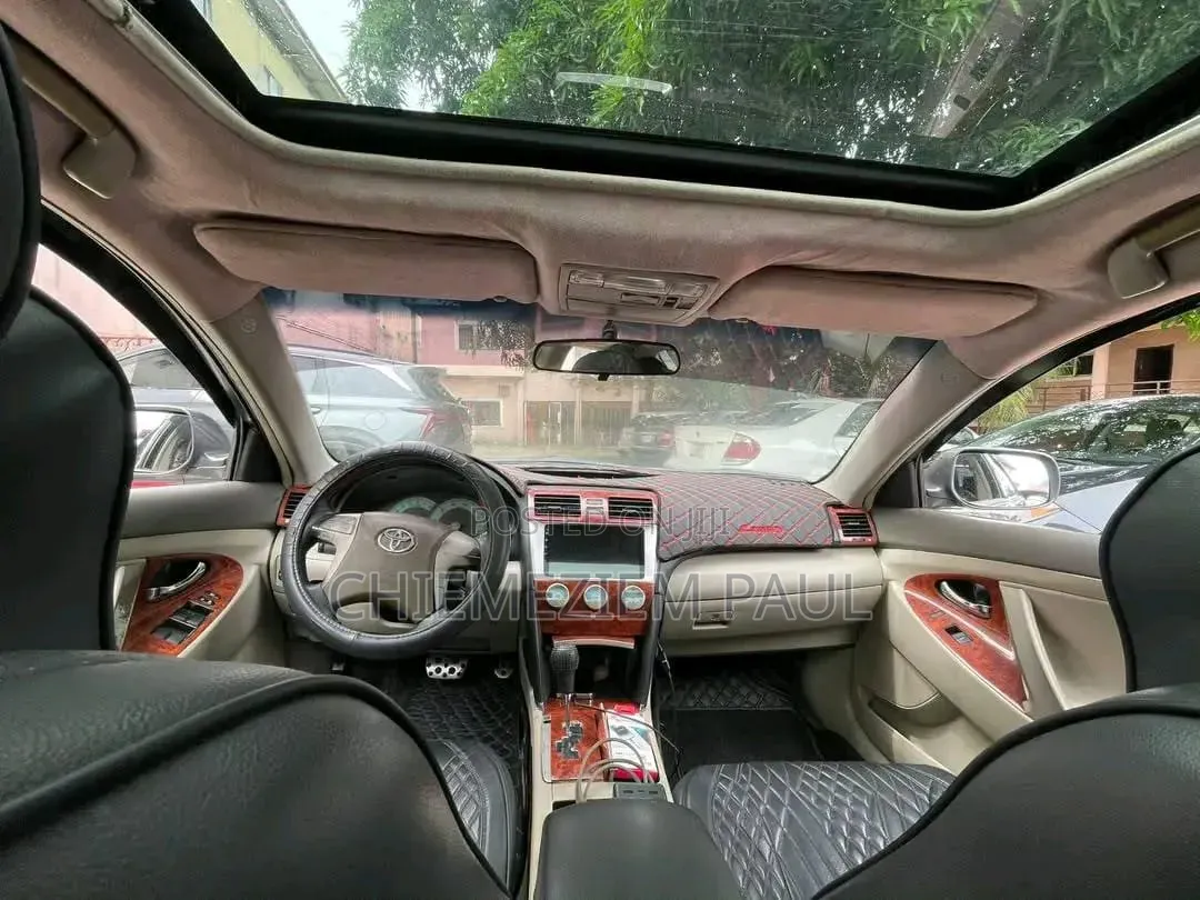 Toyota Camry 2011 Gray