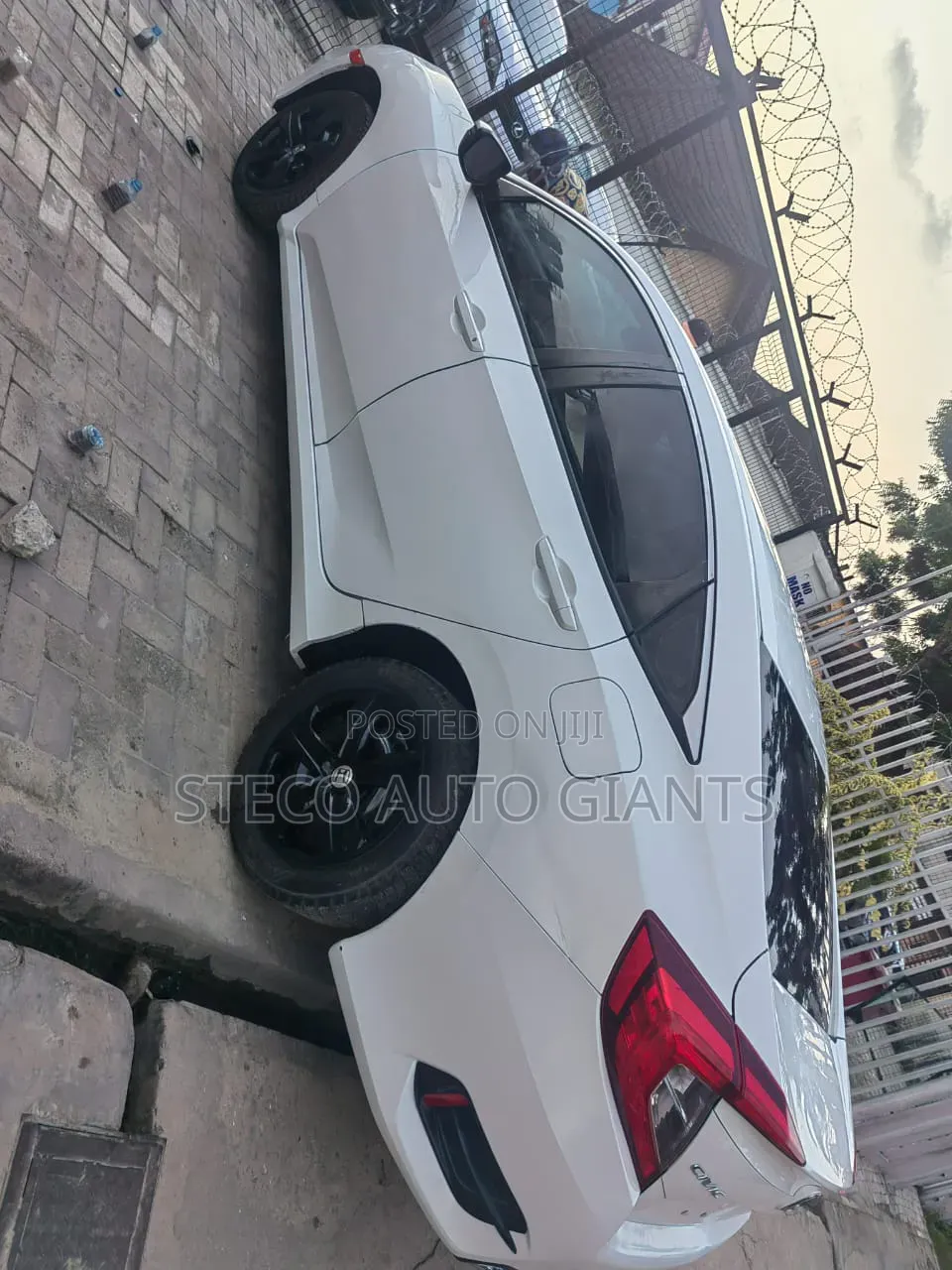 Honda Civic 2019 White
