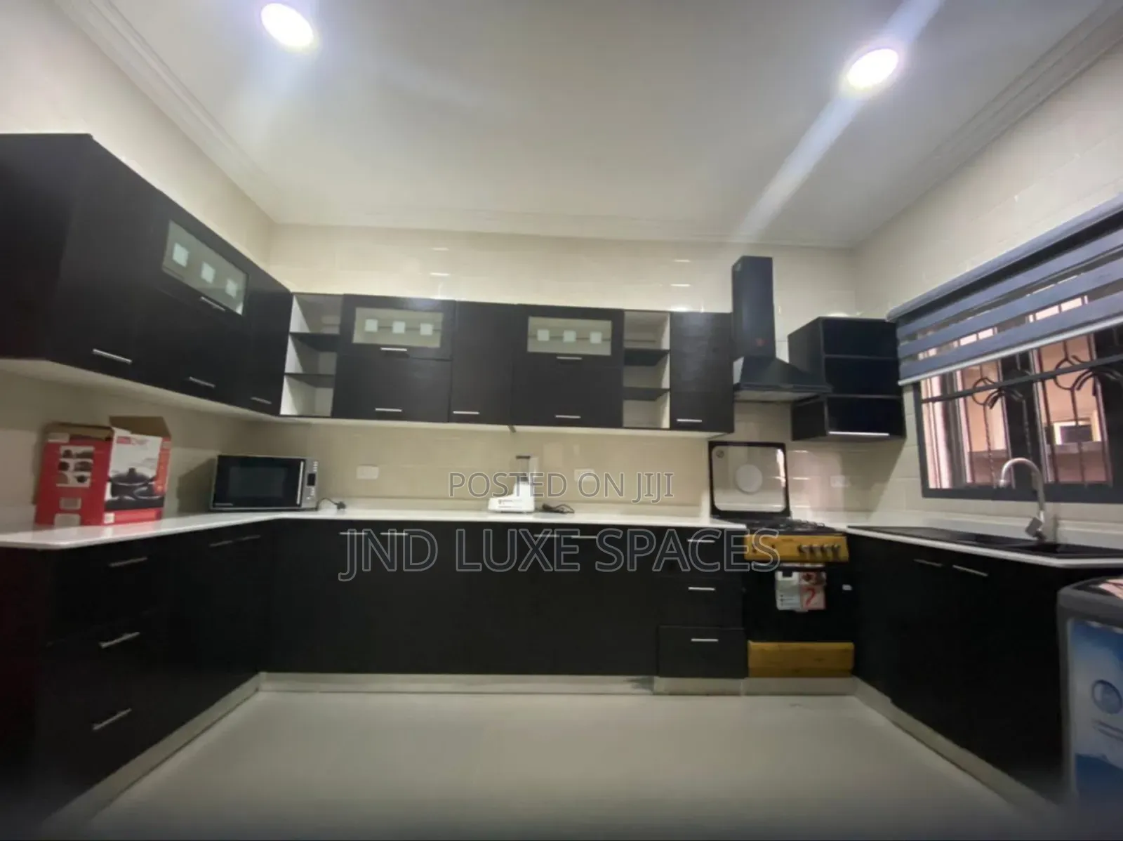Furnished 3bdrm Townhouse / Terrace in Lekki Phase 1 for rent