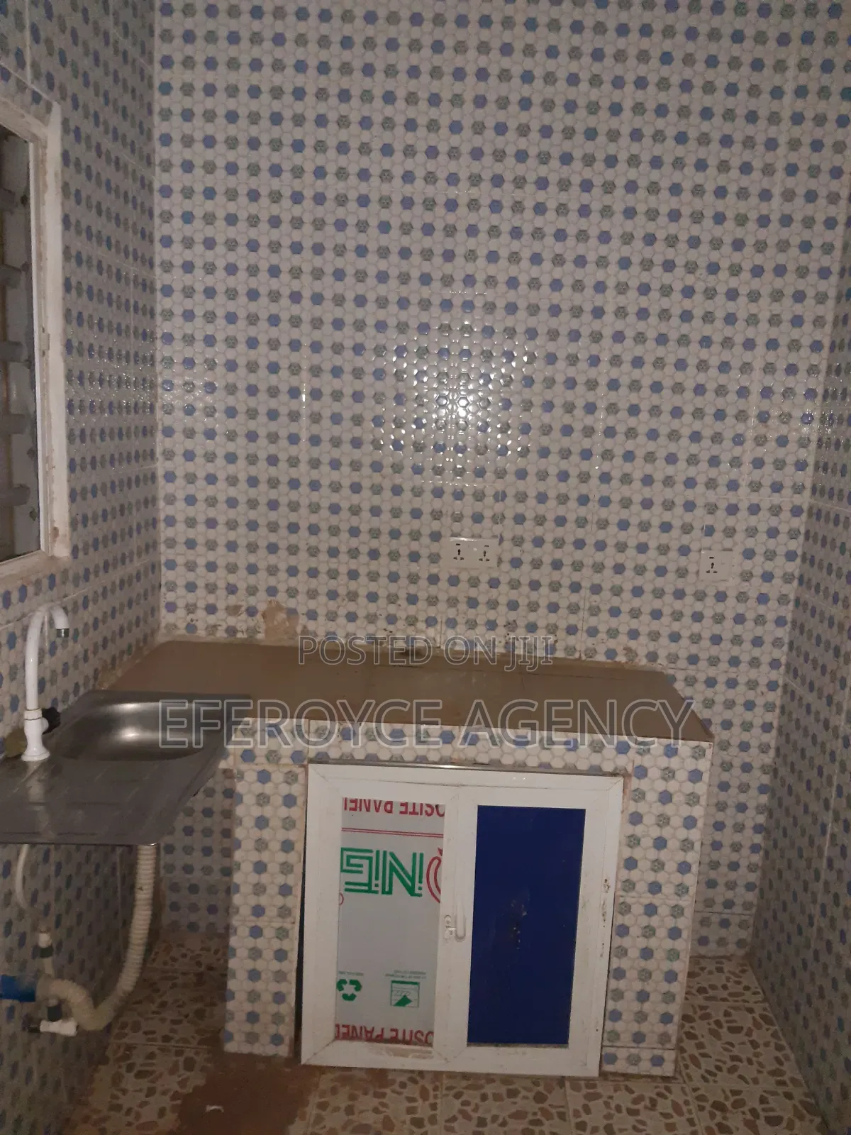 1bdrm Room & Parlour in Agbor Road Bypass, Benin City for rent