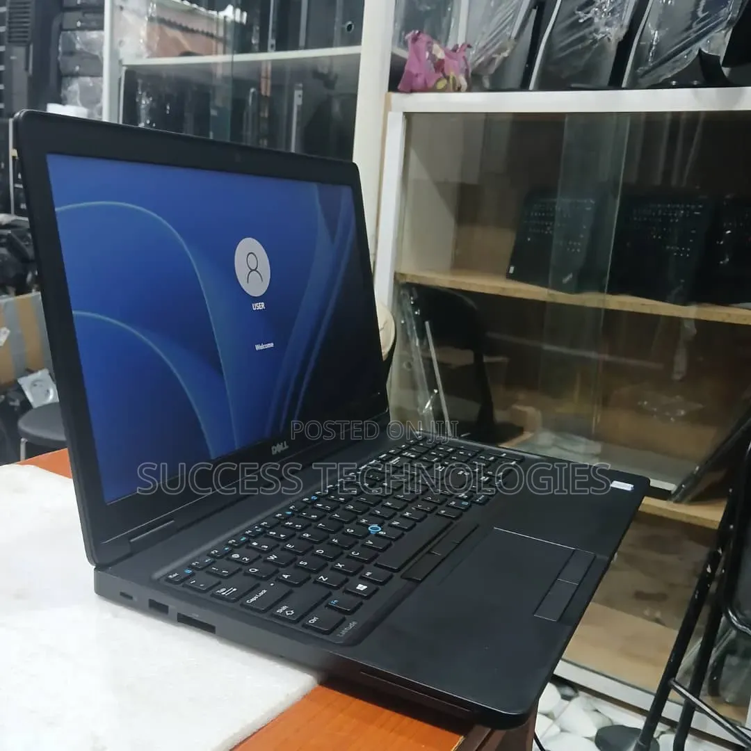 Laptop Dell Latitude 5580 8GB Intel Core i5 SSD 256GB