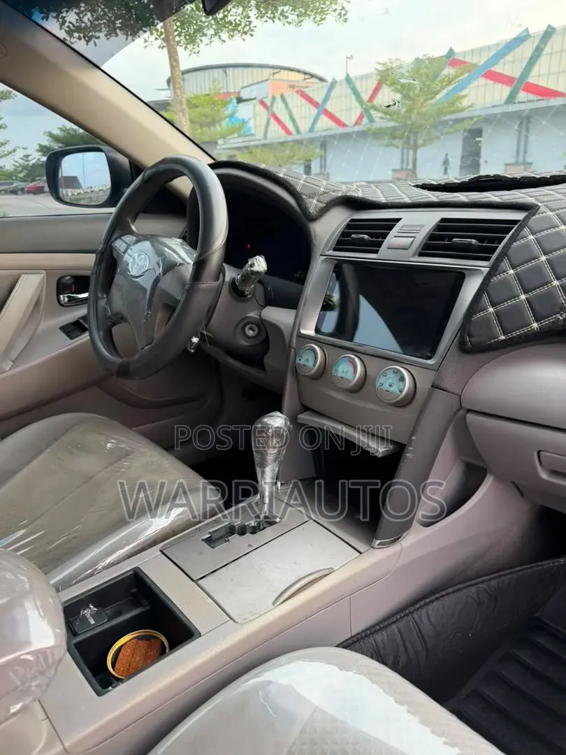 Toyota Camry 2008 Silver