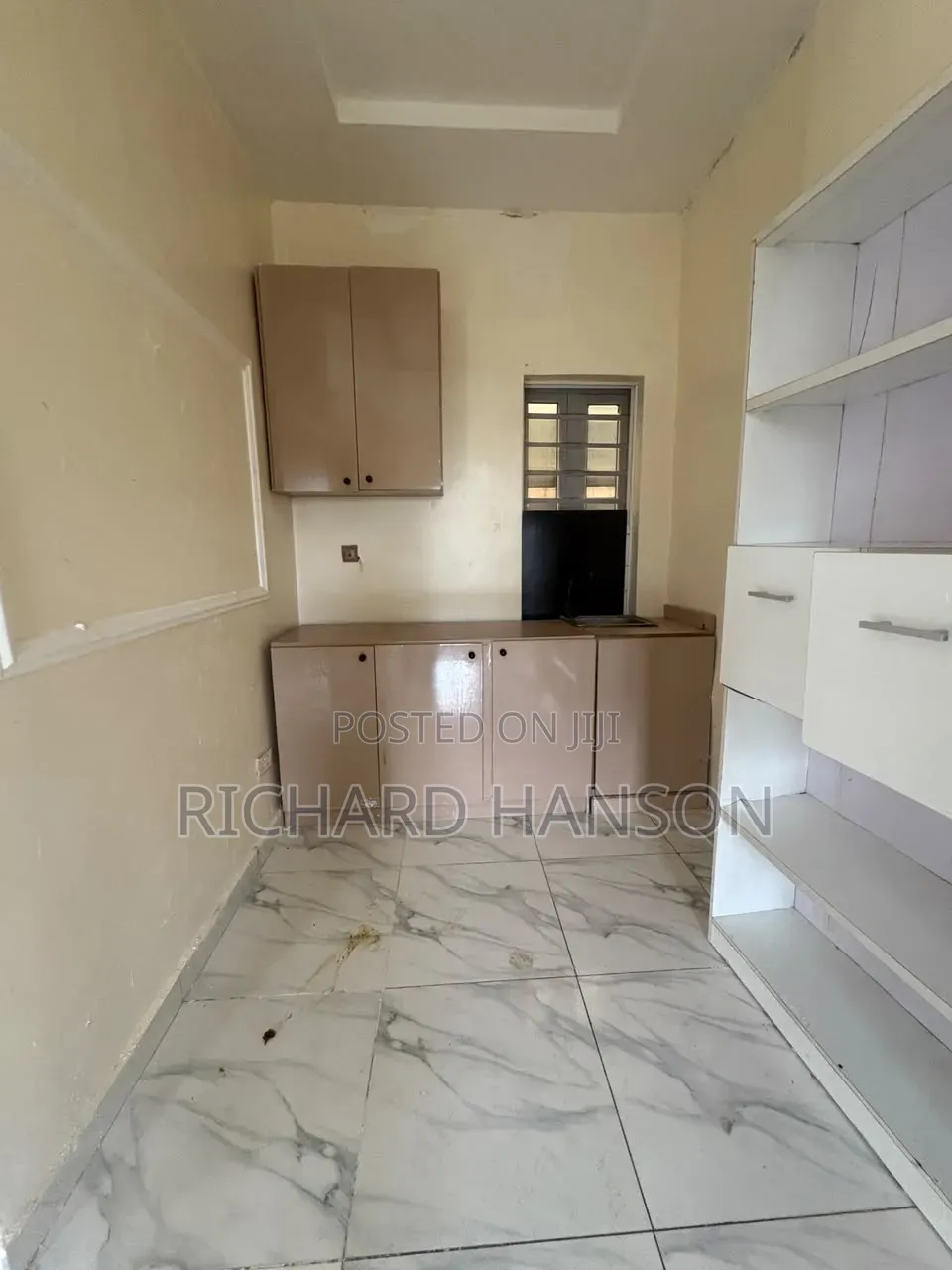 Studio Apartment in Orchid (Not1Bed), Chevron for rent