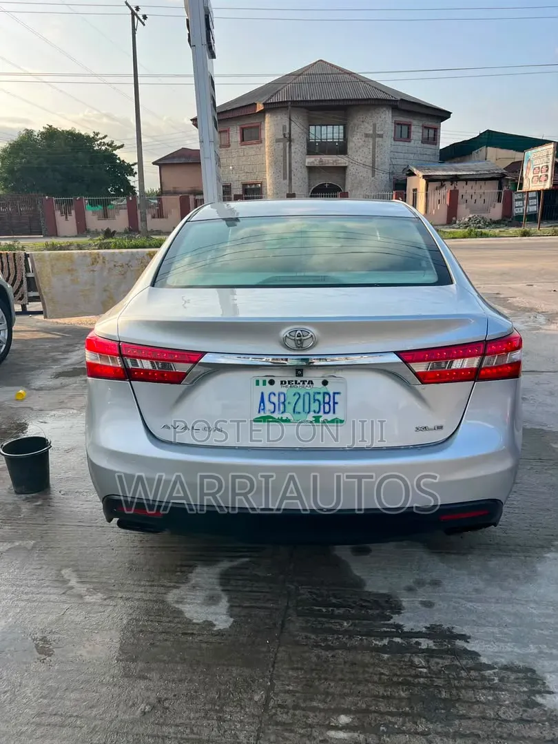 Toyota Avalon 2016 Silver