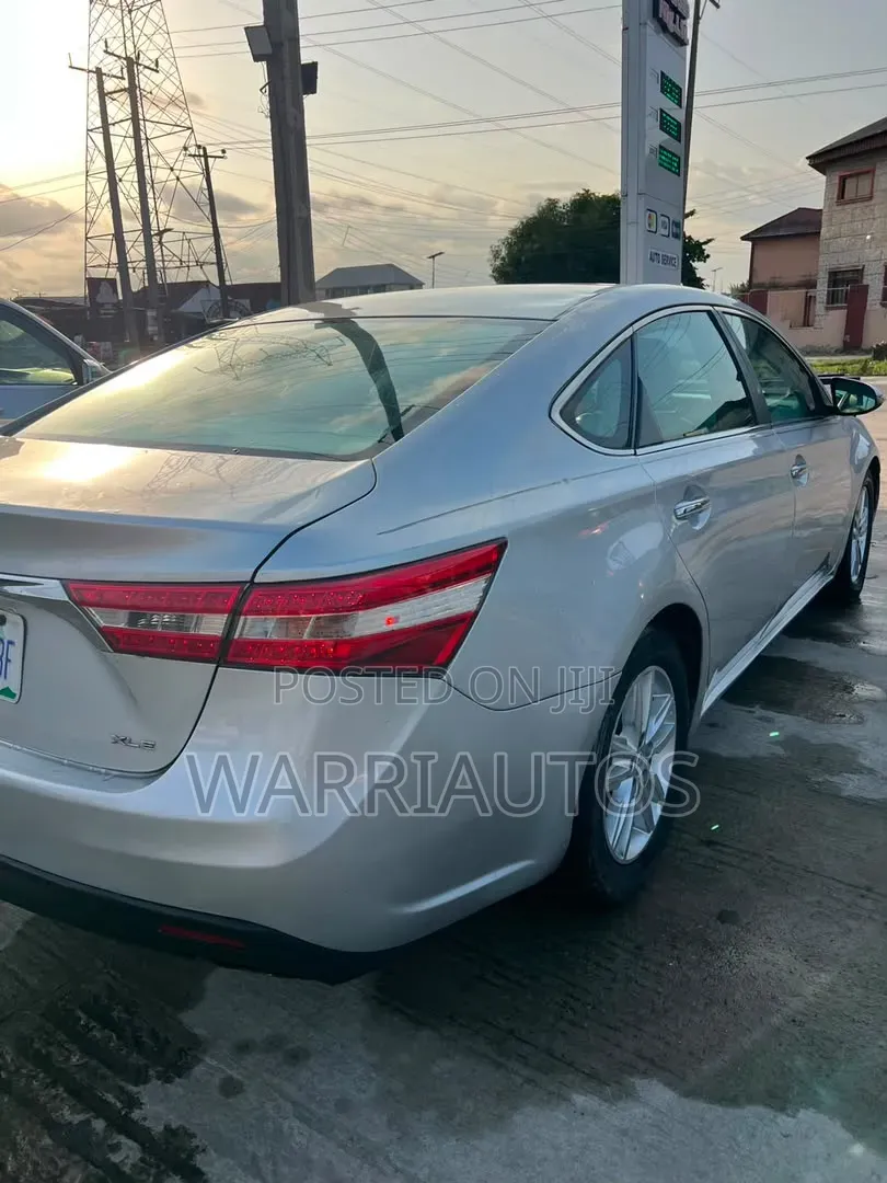 Toyota Avalon 2016 Silver