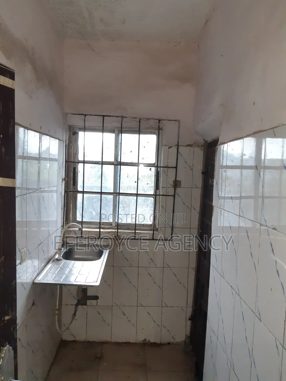 1bdrm Room & Parlour in Agbor Road Bypass, Benin City for rent