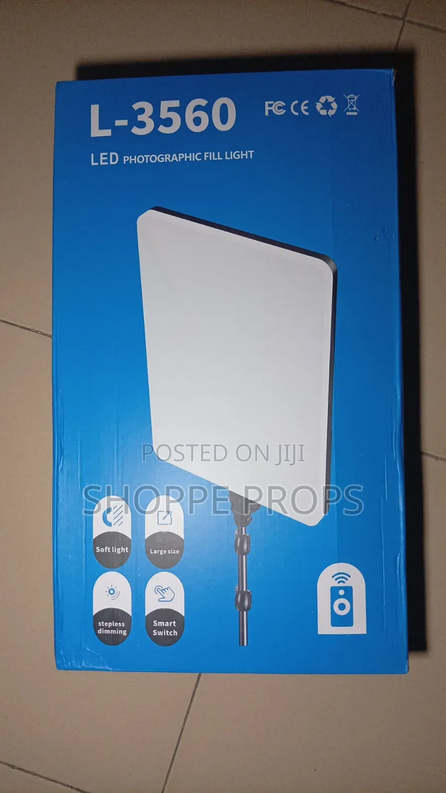 L-3560 Photographic Fill Led Light - Large Size