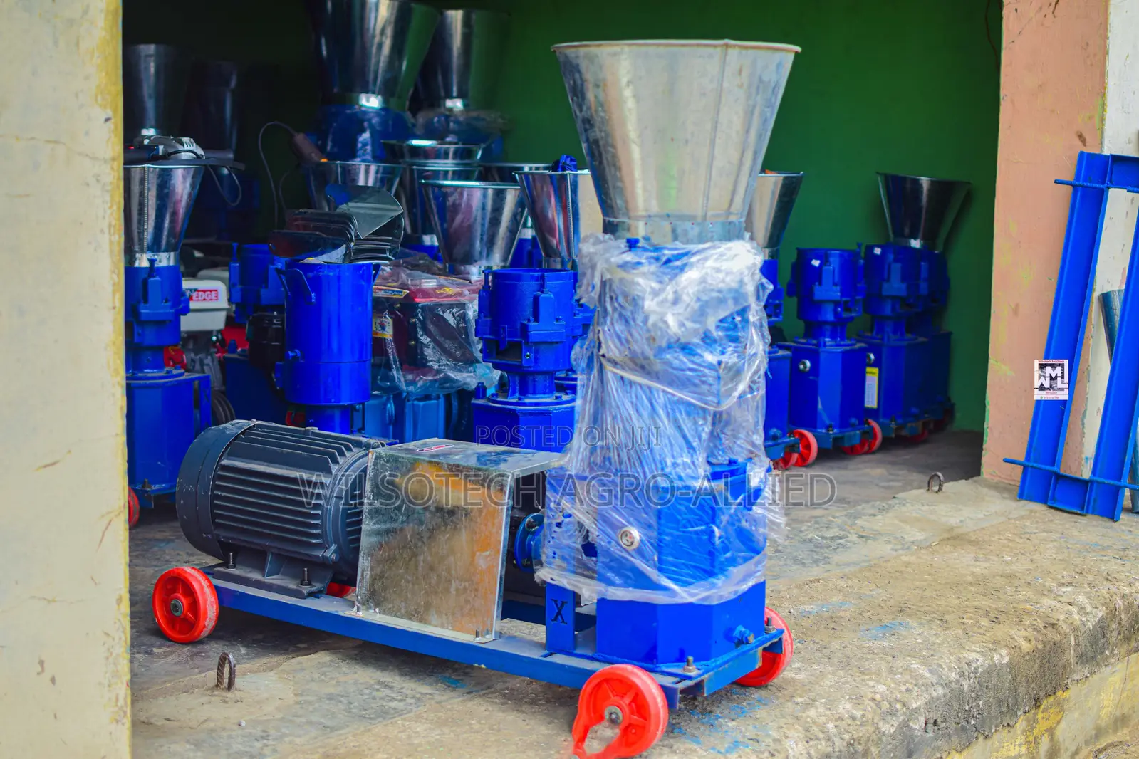 250kg/hr Diesel Engine with 2 Roller Pelletizer Machine