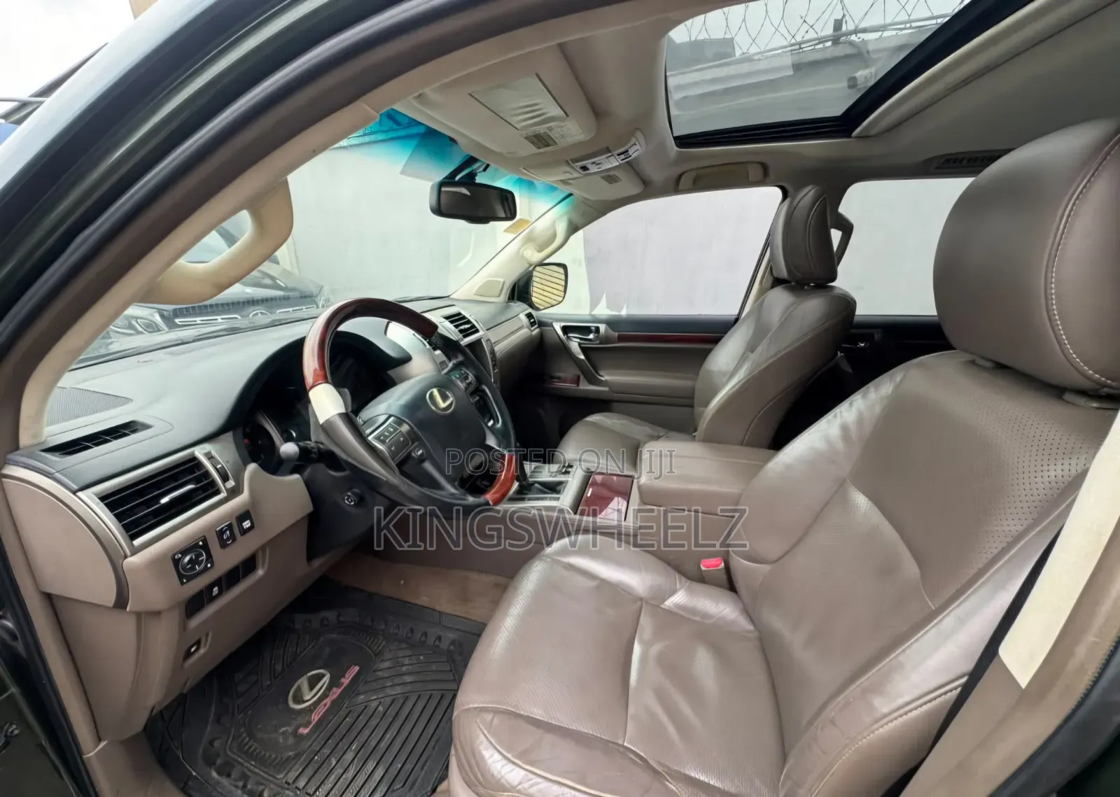 Lexus GX 460 2010 Green