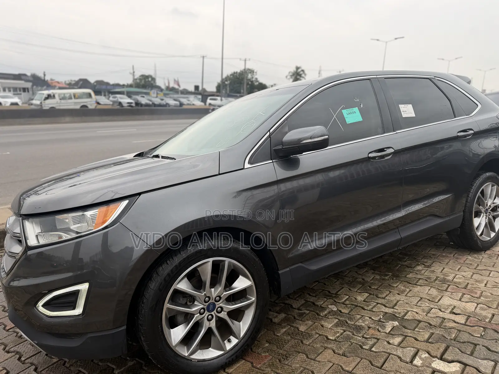 Ford Edge Titanium AWD 2018 Gray