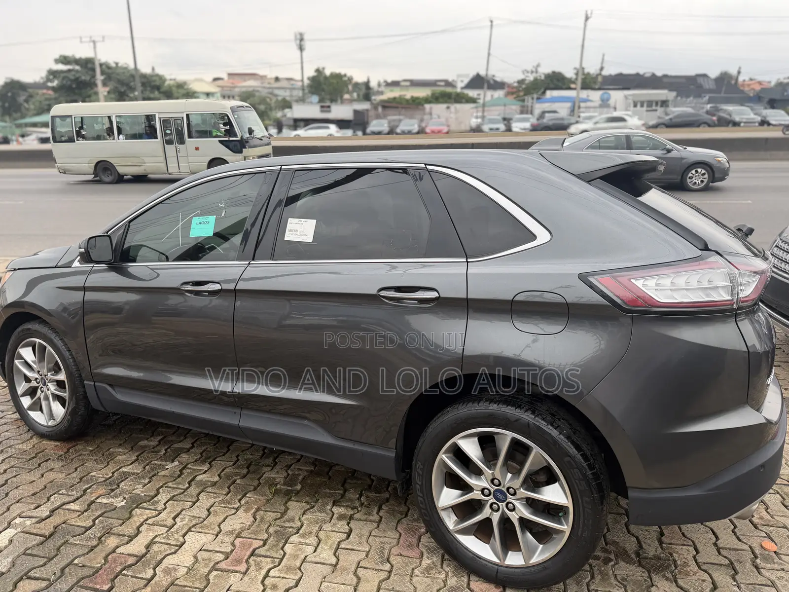 Ford Edge Titanium AWD 2018 Gray