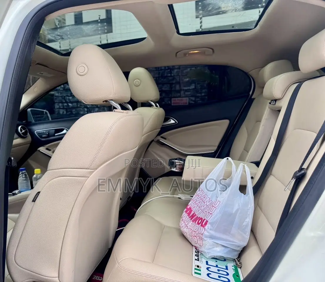 Mercedes-Benz GLA 250 2016 White
