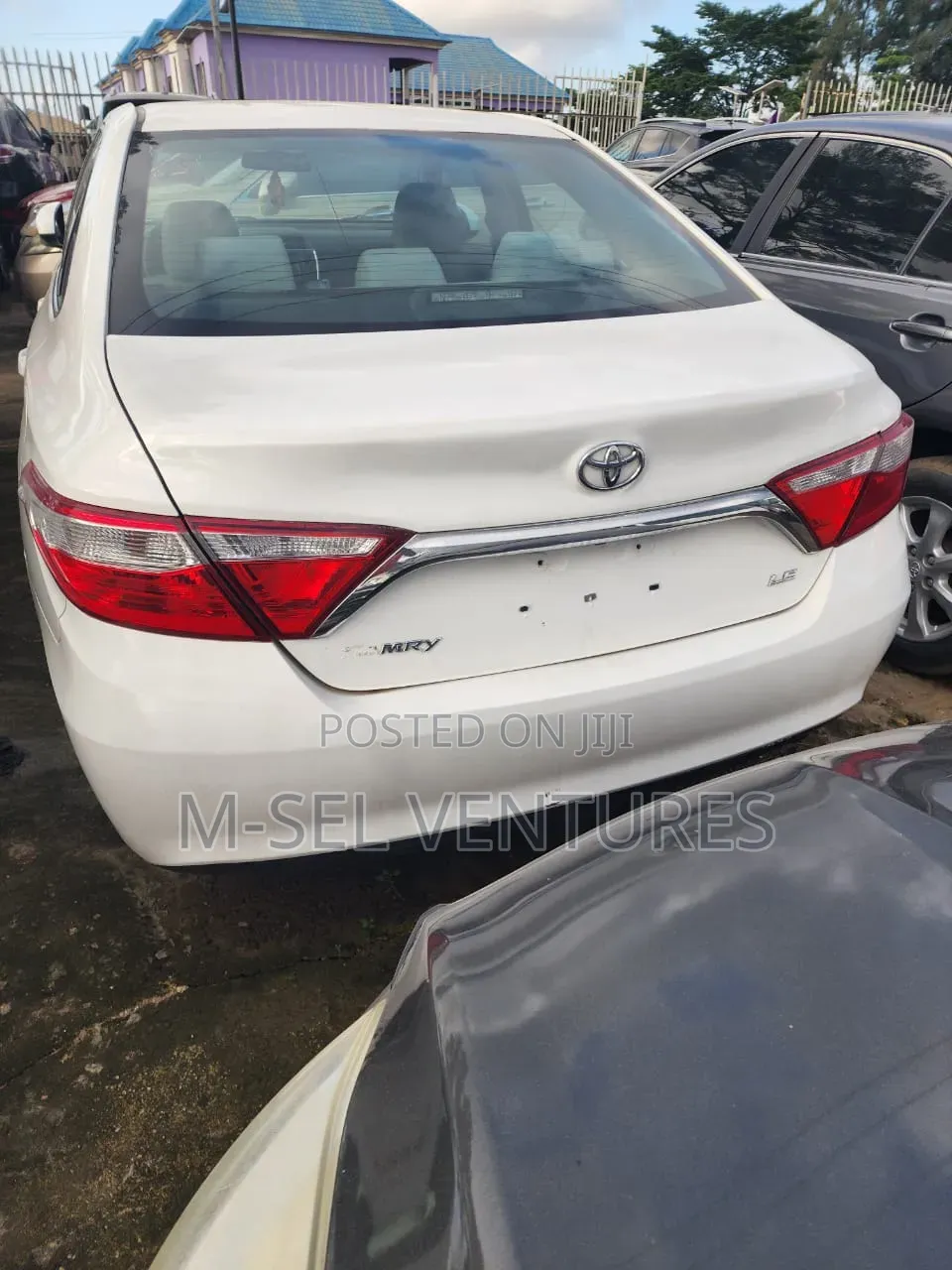 Toyota Camry 2015 White