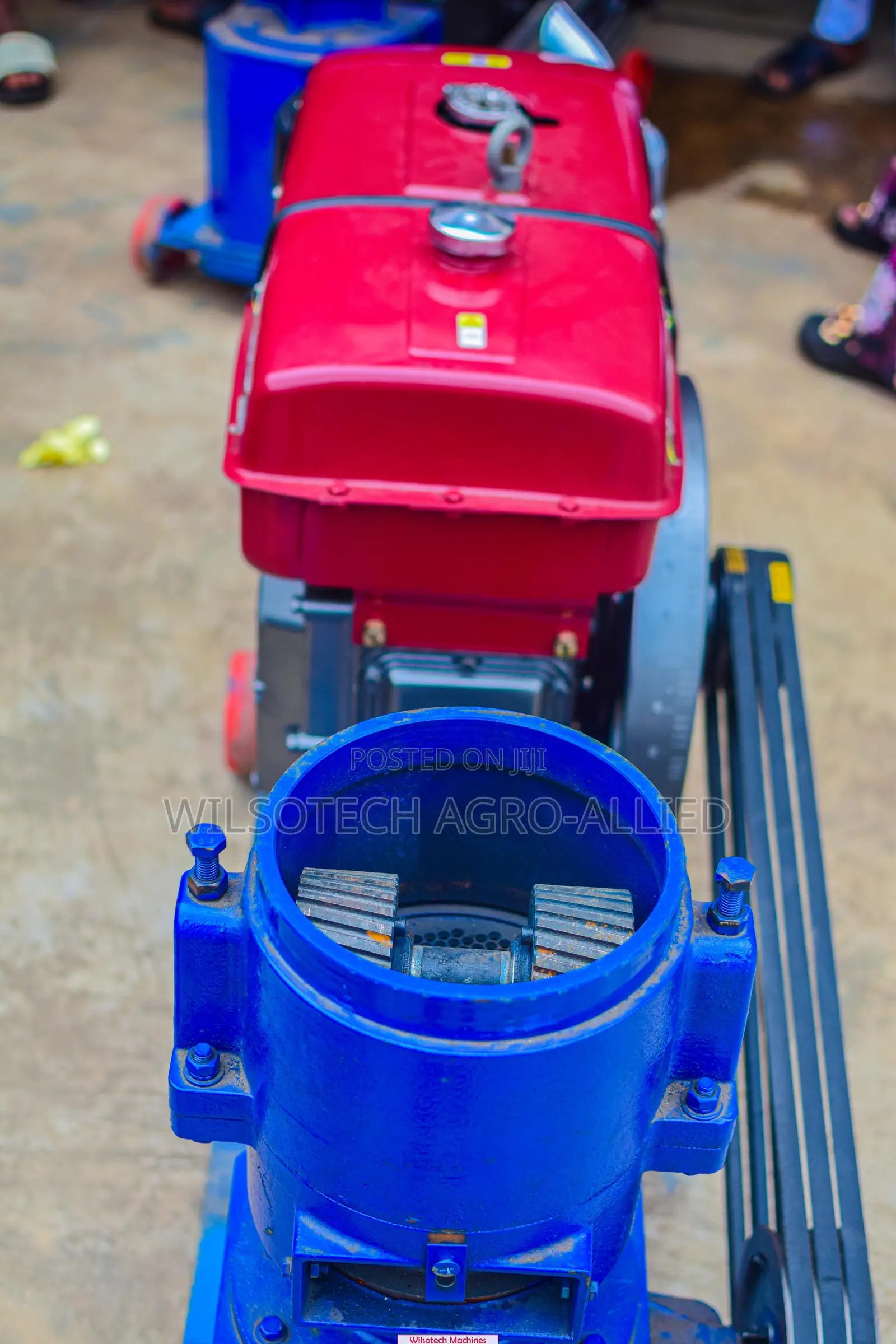 250kg/Hr Diesel Engine (2 Roller) Pelletizer Machine