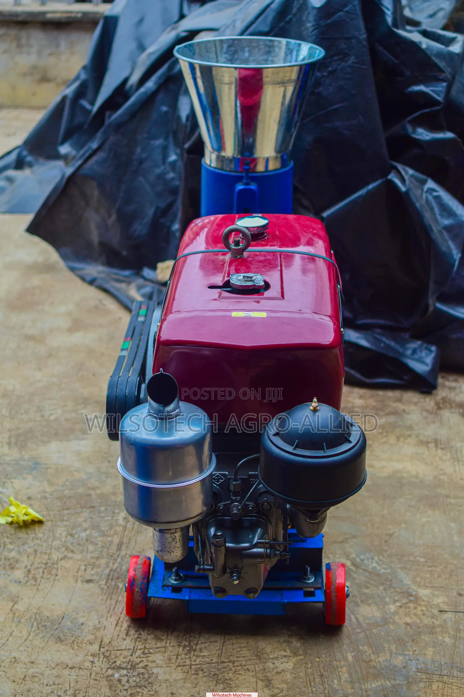 250kg/Hr Diesel Engine (2 Roller) Pelletizer Machine