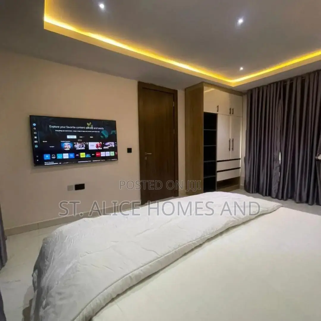 Phvarat 1 Bedroom Luxury Apartment With Washing Machine